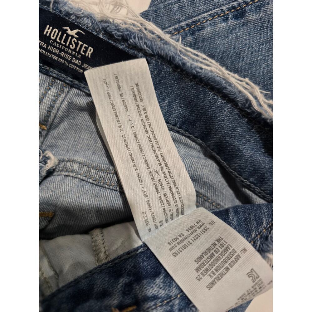 Hollister Women’s Ultra High-Rise Dad Jeans Raw Hem Light Wash - Picture 7 of 10